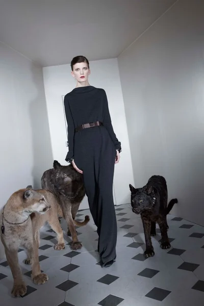 Look 7
